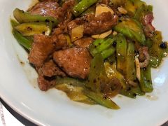 凉瓜炒牛肉-鹅城粤菜馆(白云山路店)