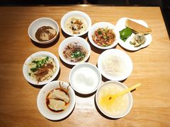 小吃十二件-龙抄手(春熙路总店)