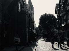 -钟书阁(松江泰晤士小镇店)