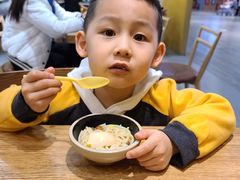 -桂在香知桂林米粉(红博中央公园店)