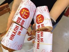 -Bánh Mì Huynh Hoa