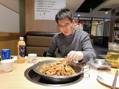 鸭恋虾-张大师鸭爪爪特色干锅(钱塘江路店)