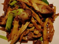 大巴山老腊肉炒笋-黑鸡小馆(金源店)