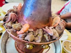 -鑫渔港海鲜本地菜·山海关浑锅(东戴河店)