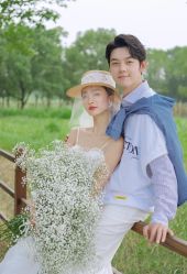 -索菲亚婚纱摄影