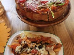 -Dragon Pizza•圆脸龙披萨·牛排餐厅