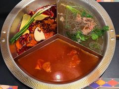 -廖掌柜·重庆鲜货火锅(上海首店)