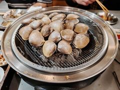 -围炉肉舍•炭烤活鳗•丹东海鲜烤肉(步行街店)