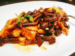 鸡枞菌炒猪颈肉-名佳荟