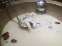 -鲜呦蒸汽石锅鱼(北辰路店)