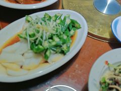 -老码头黑皮肘子锅包肉(赣水路店)