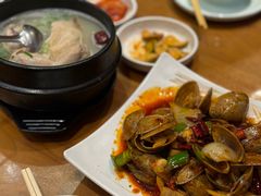 -长寿参鸡汤(朝韩风情街店)