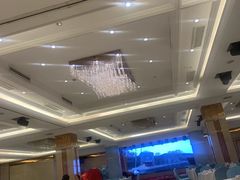 -沪华海鲜大酒楼(南汇店)