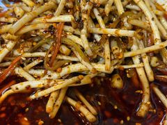 -小辣椒·川菜馆·羌家铜锅土火锅(茂县店)