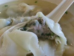 荠菜鲜肉馄饨-朱鸿兴面馆(镇湖店)