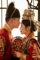 -雪中彩影婚纱摄影·微光艺术中心