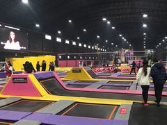 -嘿哟动霸CHUA·新潮玩运动娱乐中心·蹦床滑冰团建乐园
