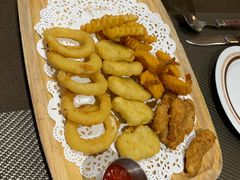 -悦享绿山墙西餐厅