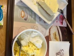 -劳顶笨咖啡(丽水宜家店)