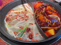 -赵美丽·重庆社区火锅·直营店(火车东站·中豪国际店)