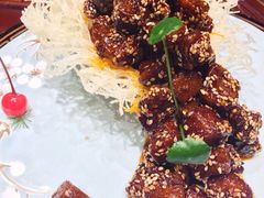 -万重锦·人文川菜馆(骡马市店)