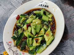 刀拍黄瓜-小民大排档(光谷店)