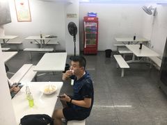 大堂-金陵老丁家馄饨(新街口店)