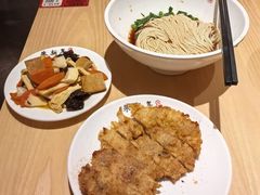 -朱新年·苏式汤团·面点(北寺塔店)