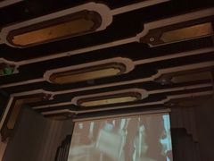 -浅深(世茂滨江精品店)