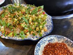 -乐山食古香跷脚牛肉