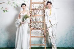 -苏菲亚婚纱影楼尊爵店(昆区店)