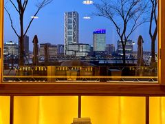 -蟹家大院 · 独揽江景(滨江店)