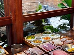 -银米·云南传统过桥米线(双廊黑金冠店)