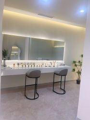 -VE专注问题肌·赛诺龙&科学美肤中心