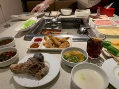 -海底捞火锅鲜切牛肉主题店(长寿路店)