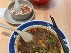 -遇见小面(东方宝泰店)