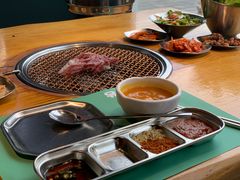 -唯成•韩国炭火烤肉 유성고기