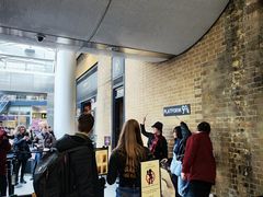 -九又四分之三站台