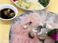 -官塘陈记鱼生·潮汕砂锅粥·牛肉火锅(潮枫路总店)