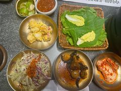 -草家酱蟹炭火烤肉店(珲春南路二店)