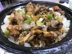 豉汁牛蛙煲仔饭-煲煲香快餐(南京路店)