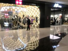 -八佰伴(人民中路店)