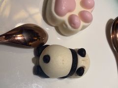 -余欢领鲜火锅(新街口店)