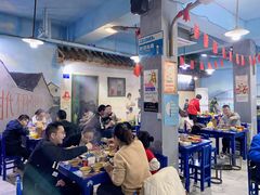 -马路边边·成都串串(翠柏路店)