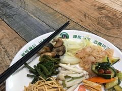 -素渡新派素食自助餐厅(兴工街店)