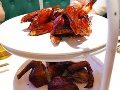 首创黑椒妙龄乳鸽-粤小馆(天安云谷店)