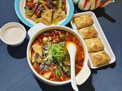 -伊带伊路新疆美食府(呼家楼店)