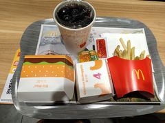 -麦当劳(顾村公园店)