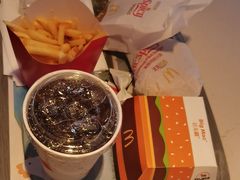 -麦当劳(田林好又多店)