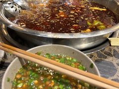 -肖肖酸萝卜鱼火锅(总店)